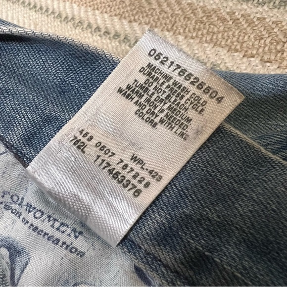 Levi's Ultra Low Skinny Light Wash Jeans 27W Size 4 - Picture 12 of 16